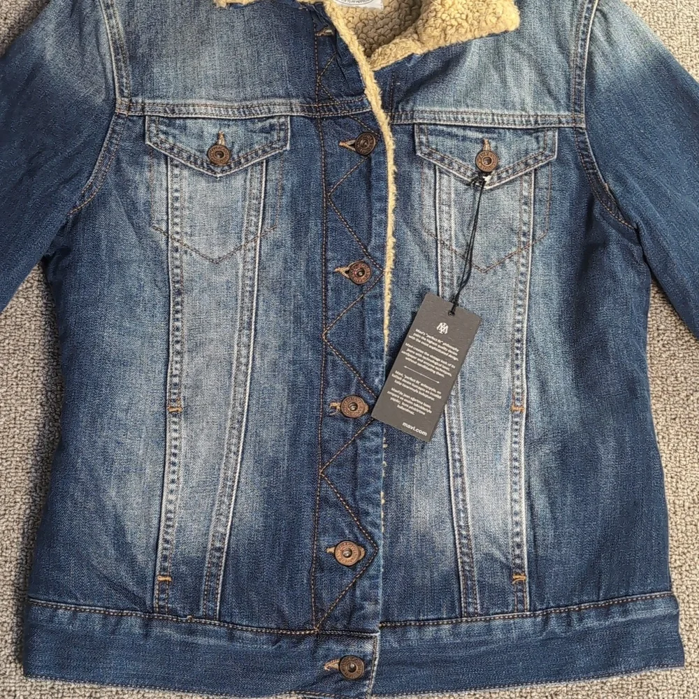 NWT Mavi Kaira Sherpa Lined Denim Trucker Jacket Size Small - Picture 3 of 13